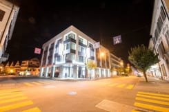 Gebaude beleuchtet Nacht GLKB