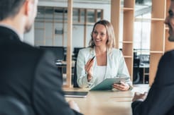 Bitubi geschaeftsmeeting buero – GLKB