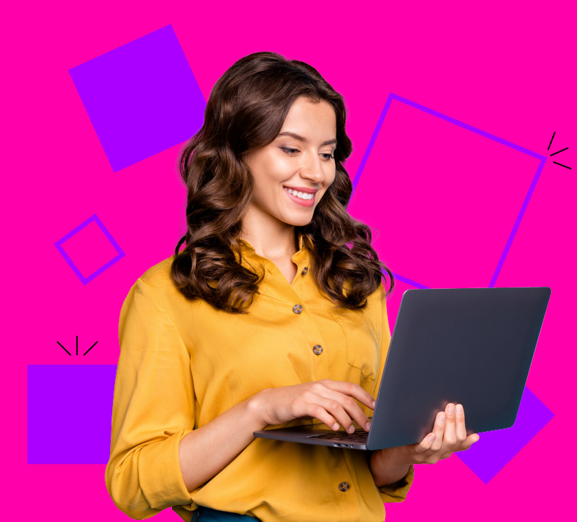 Frau mit Laptopt in der Hand